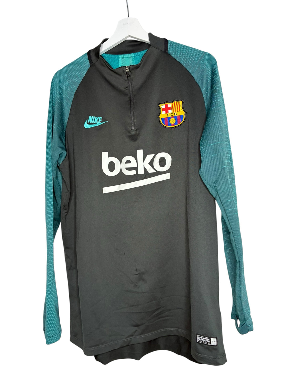 Haut d'entraînement Levestiairedupeuple Nike FC Barcelone noir et bleu sarcelle avec col zippé et logo Beko