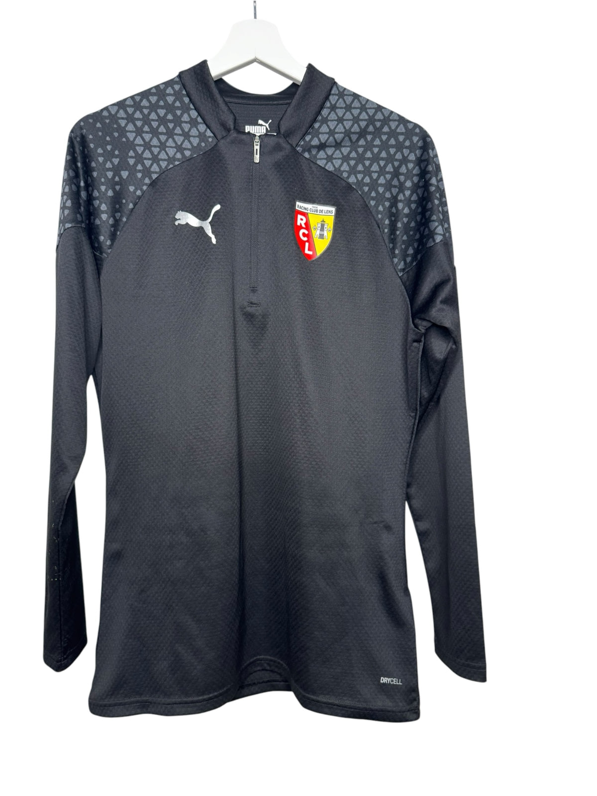 Haut d'entraînement noir Levestiairedupeuple Puma RC Lens avec quart de zip et détails géométriques sur les épaules
