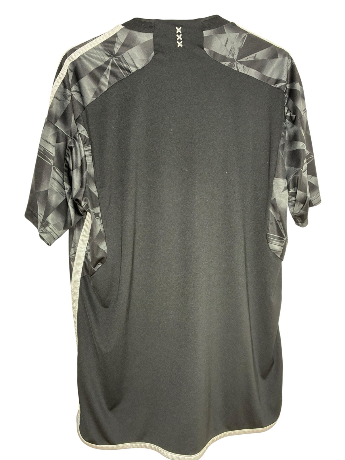 Maillot de football officiel Ajax Amsterdam Levestiairedupeuple gris et noir avec motif géométrique et blason au dos