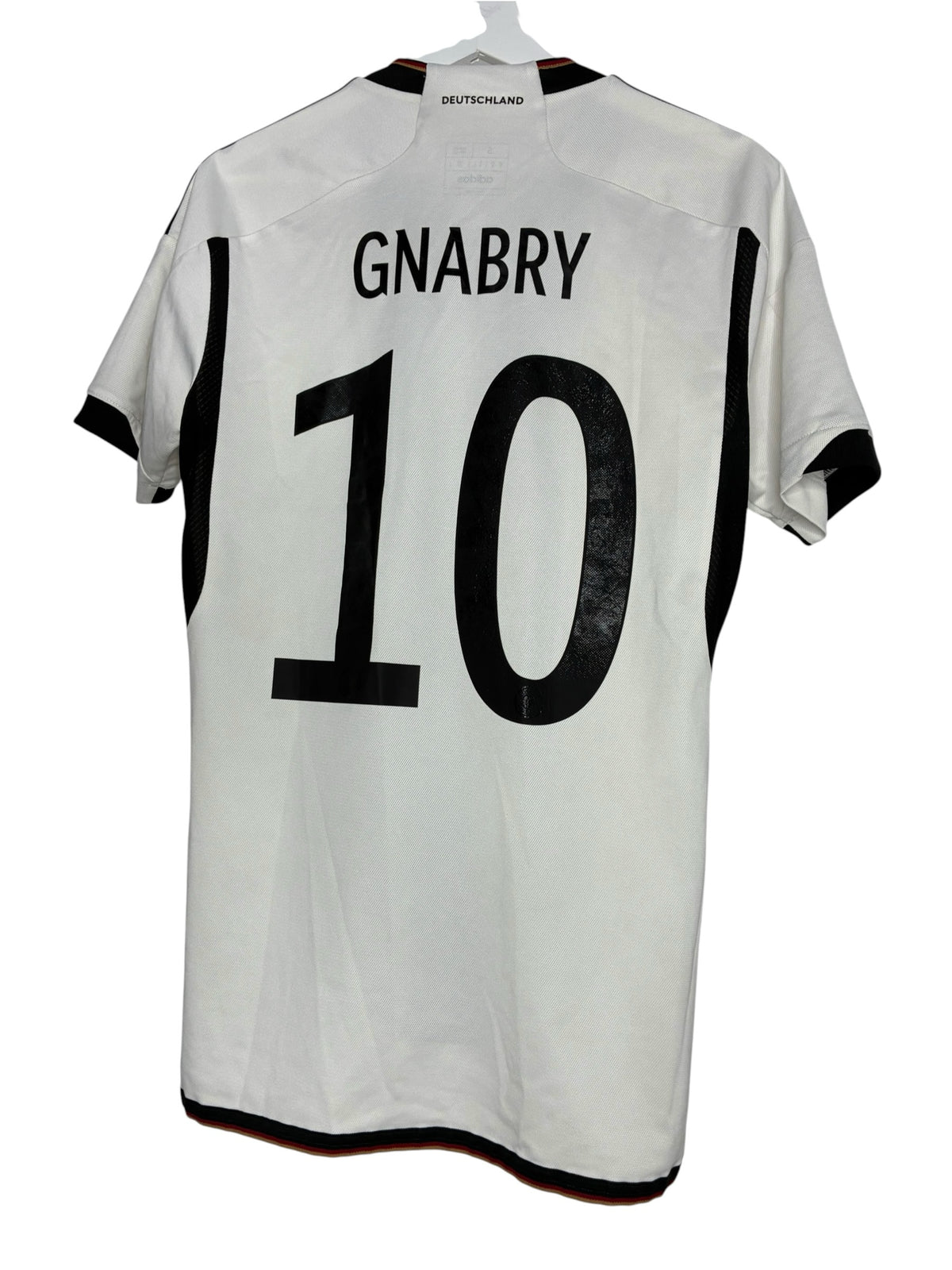 Maillot de football officiel Levestiairedupeuple de l'Allemagne blanc avec le nom Gnabry et le numéro 10 au dos