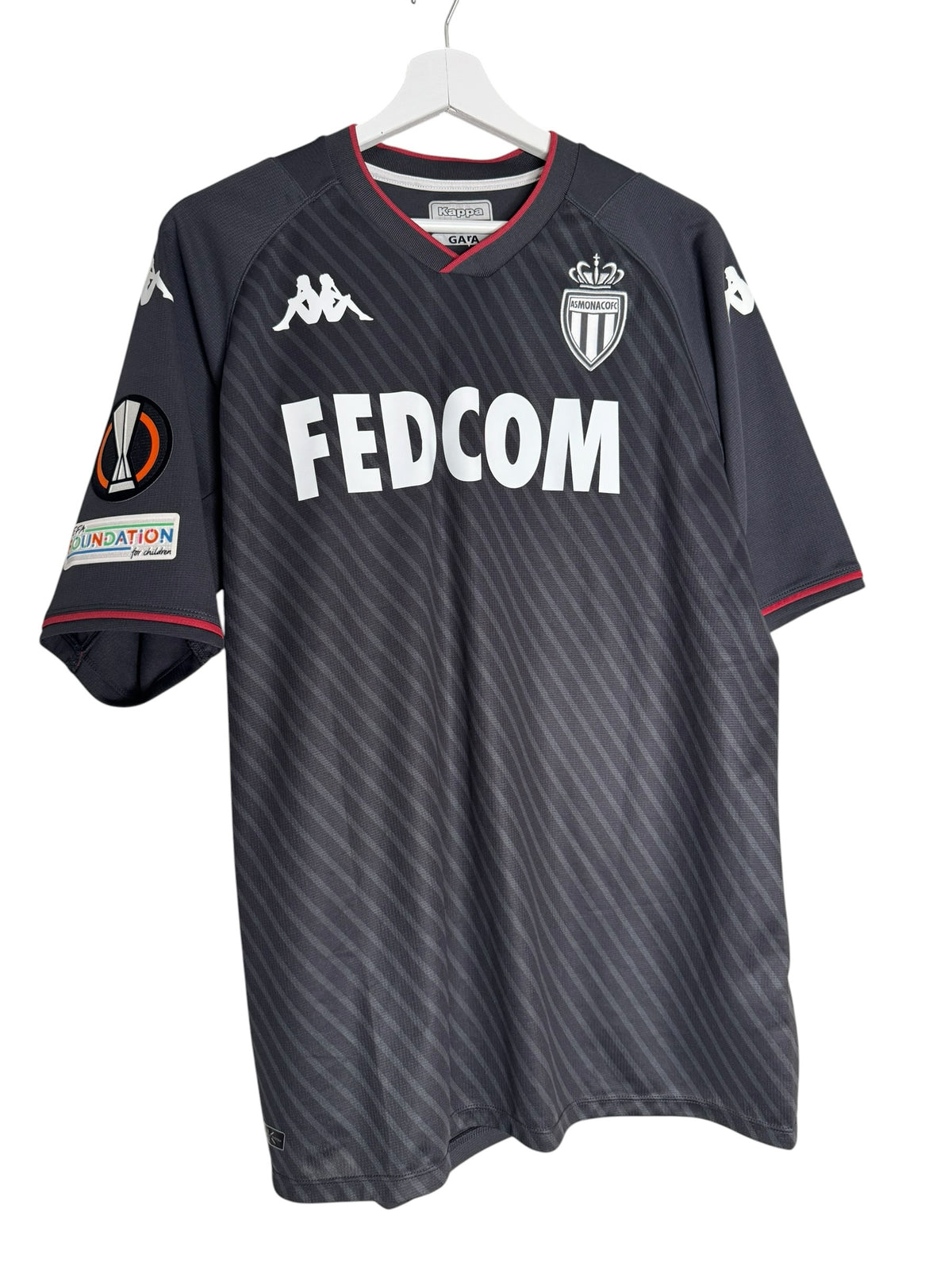 Maillot officiel AS Monaco Levestiairedupeuple gris anthracite Kappa avec badge UEFA Europa League