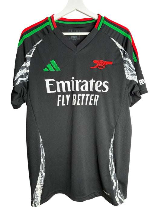 Maillot de football officiel Arsenal noir Levestiairedupeuple avec détails rouges et verts sur cintre