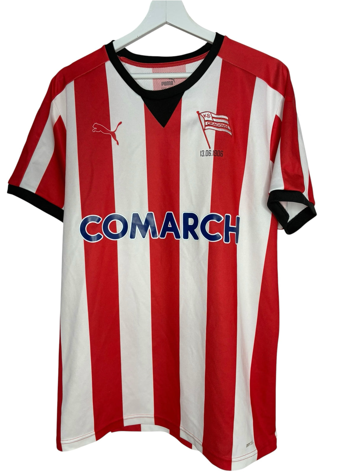 Maillot de football Levestiairedupeuple KS Cracovia rayé rouge et blanc avec logo Puma et col en V noir