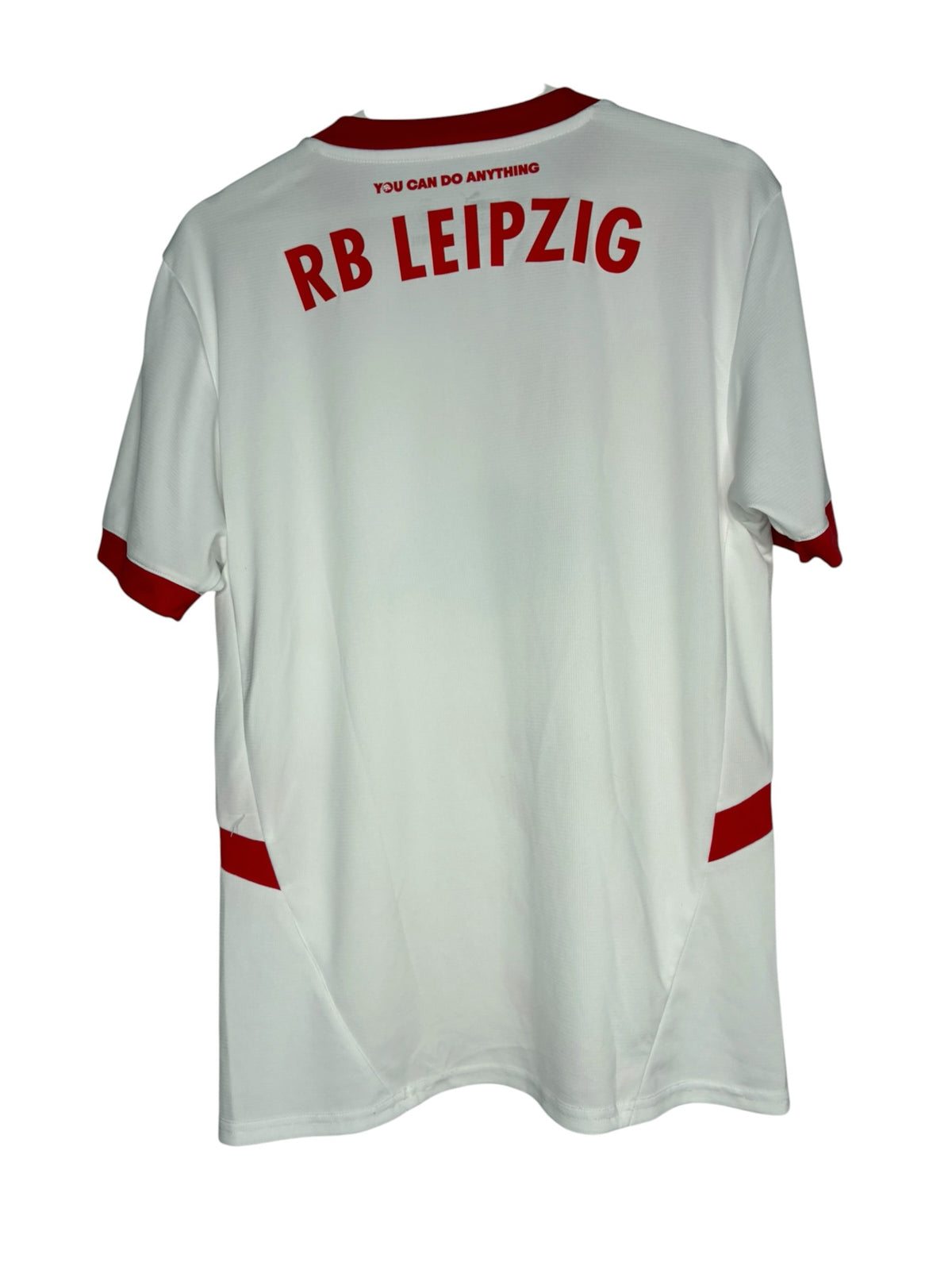 Maillot de football officiel Levestiairedupeuple RB Leipzig blanc avec inscription rouge au dos et détails contrastés