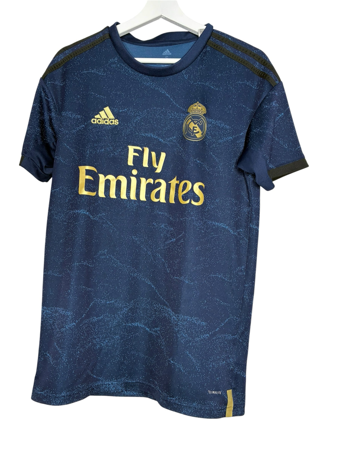 Maillot de football Levestiairedupeuple adidas Real Madrid bleu marine avec détails dorés et motif texturé