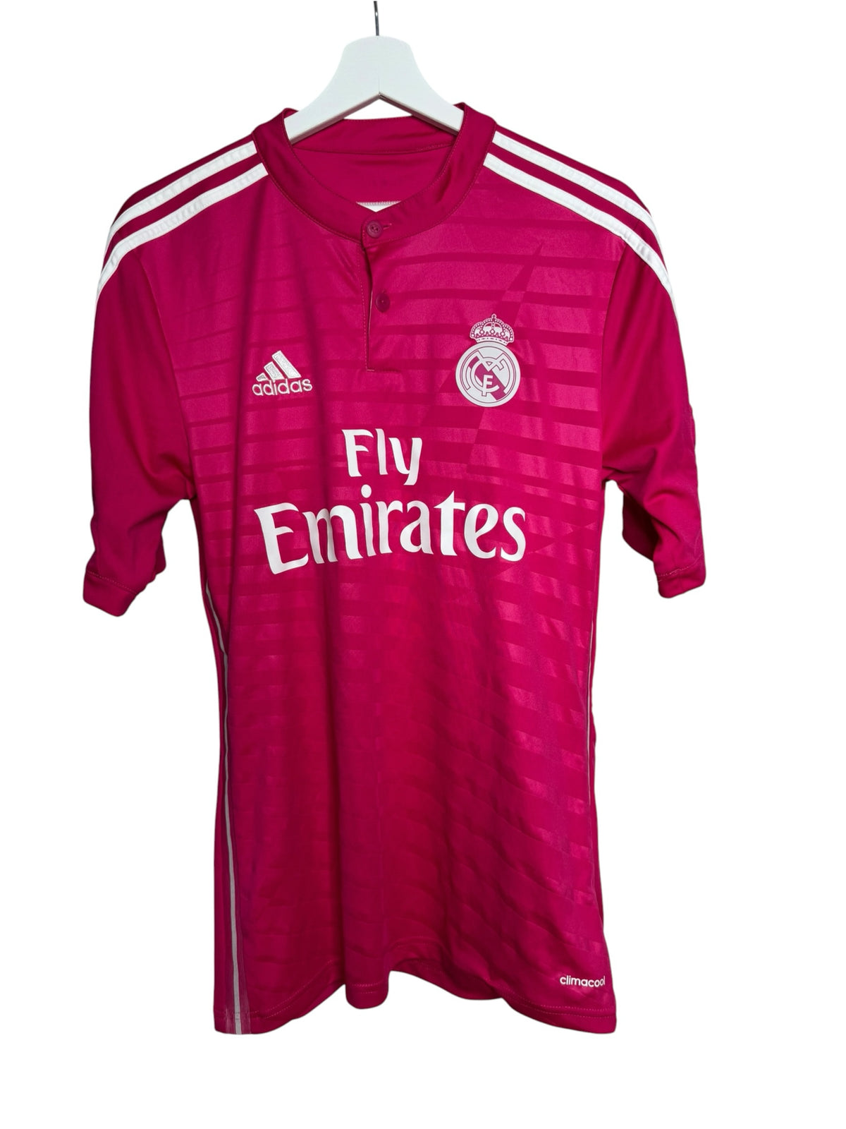 Maillot de football rose Levestiairedupeuple du Real Madrid avec col boutonné et technologie Climacool